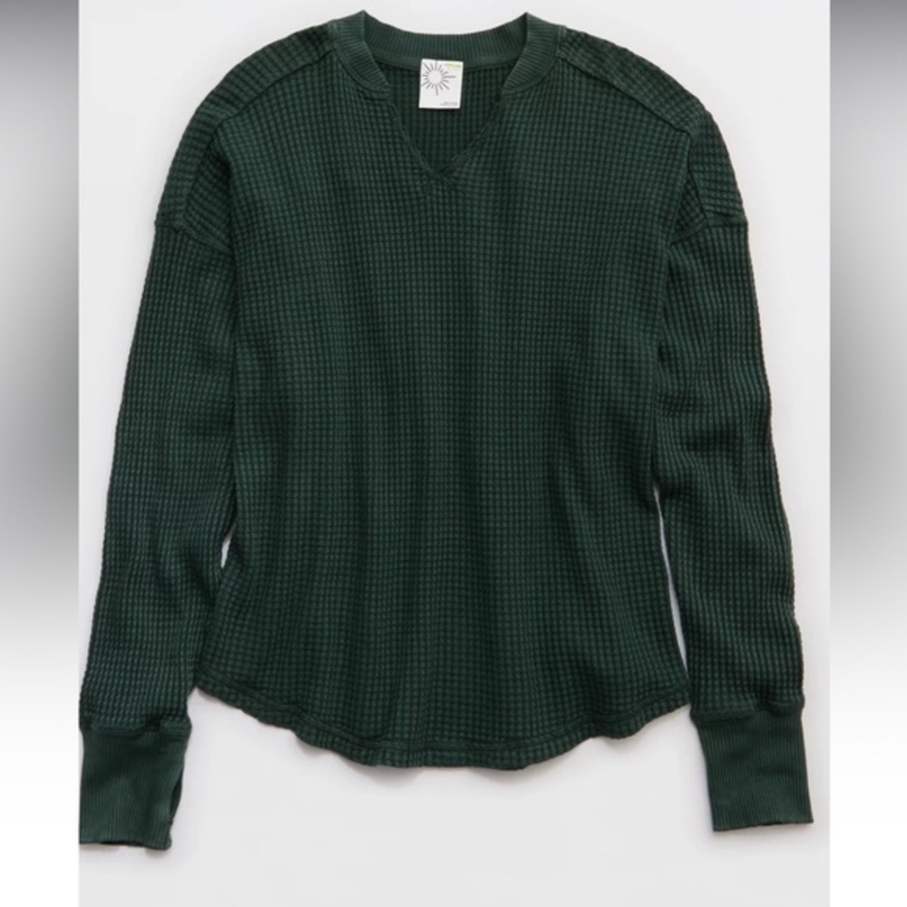 NWT OFFLINE By Aerie Wow! Waffle Notch Neck Long Sleeve T-Shirt